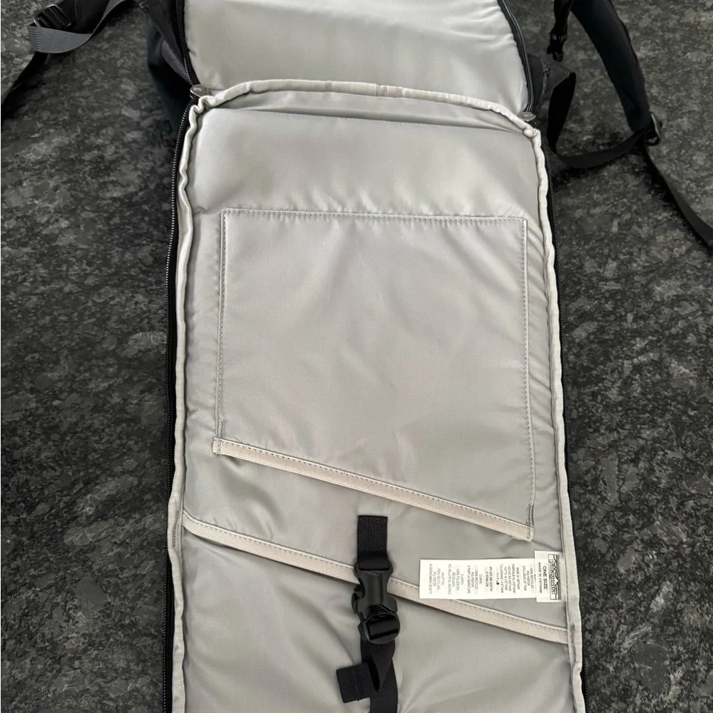 Patagonia Black Hole Pack 33L Black - Picture 3 of 7